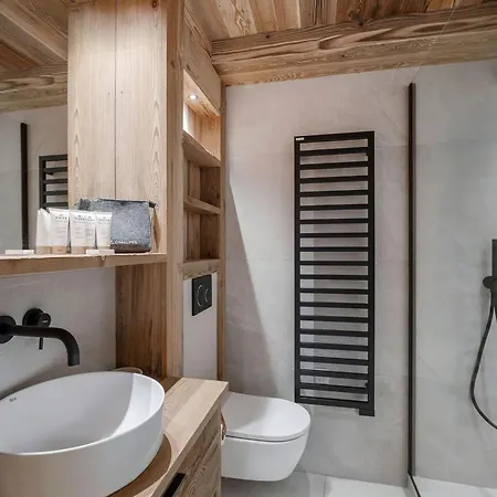 Familial Contemporain A 1850 Avec Piscine, Sauna Et Terrasse - Fr-1-564-162 Domek alpejski Courchevel